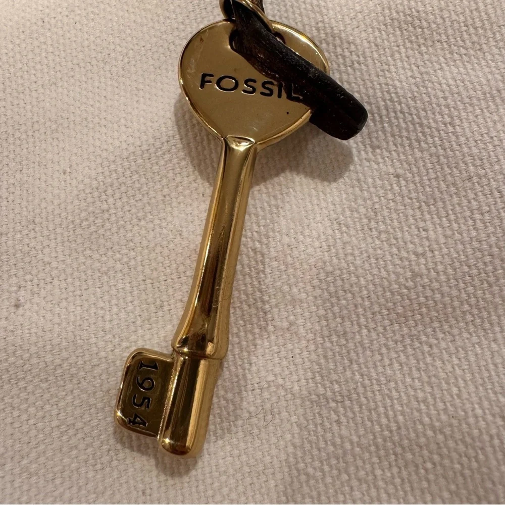 Fossil key keychain